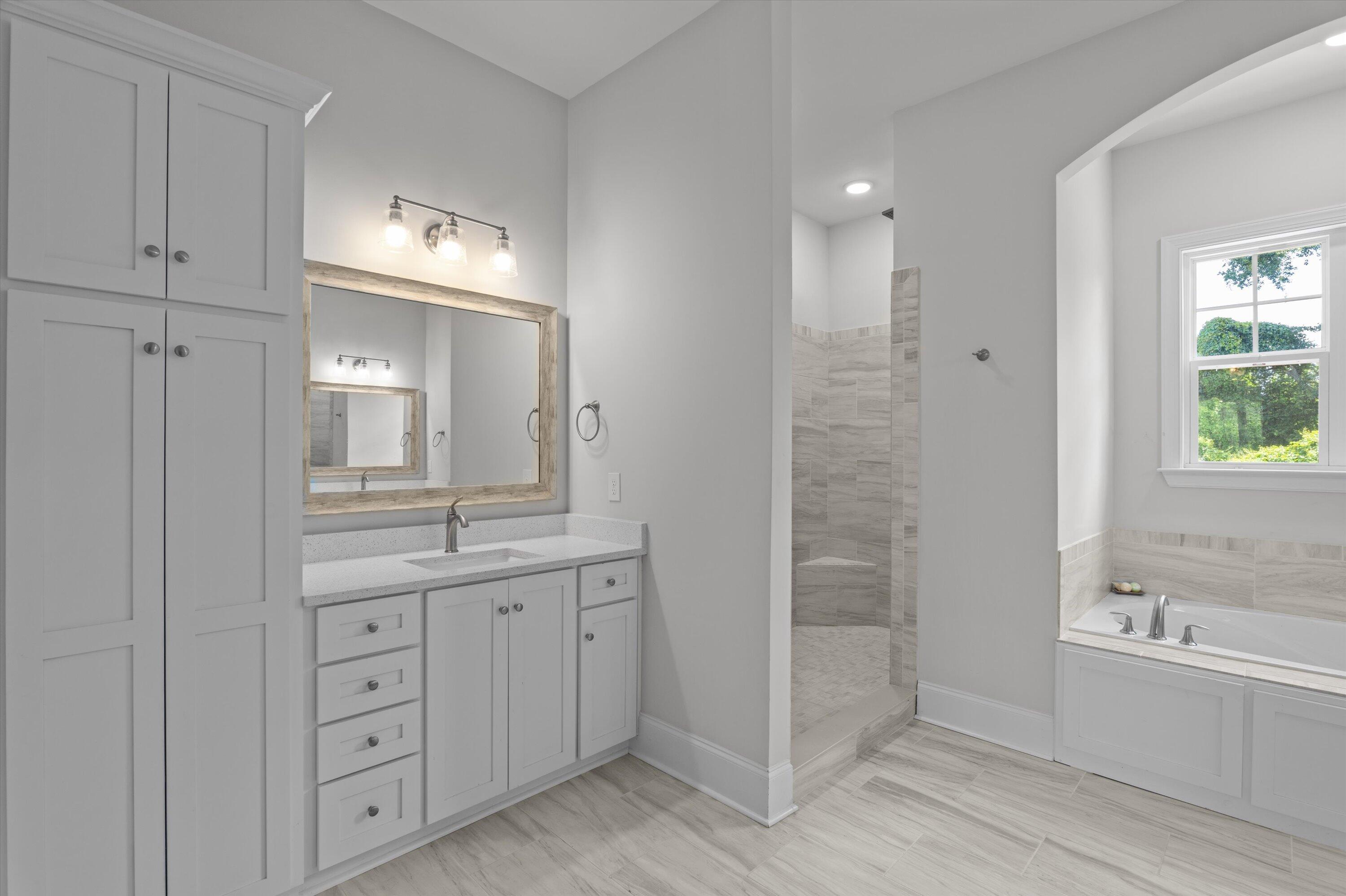 461 Rivernorth Drive