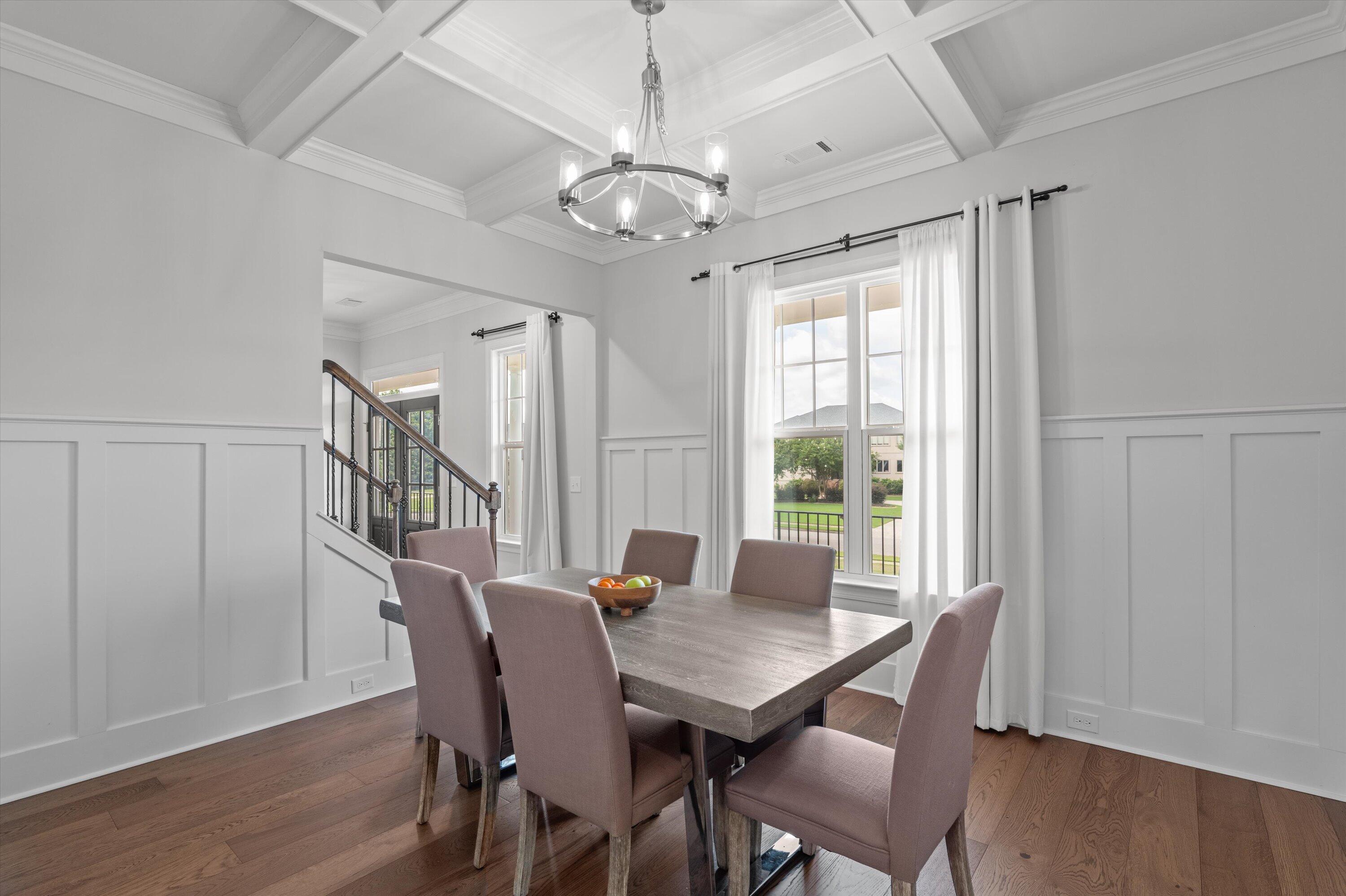 461 Rivernorth Drive