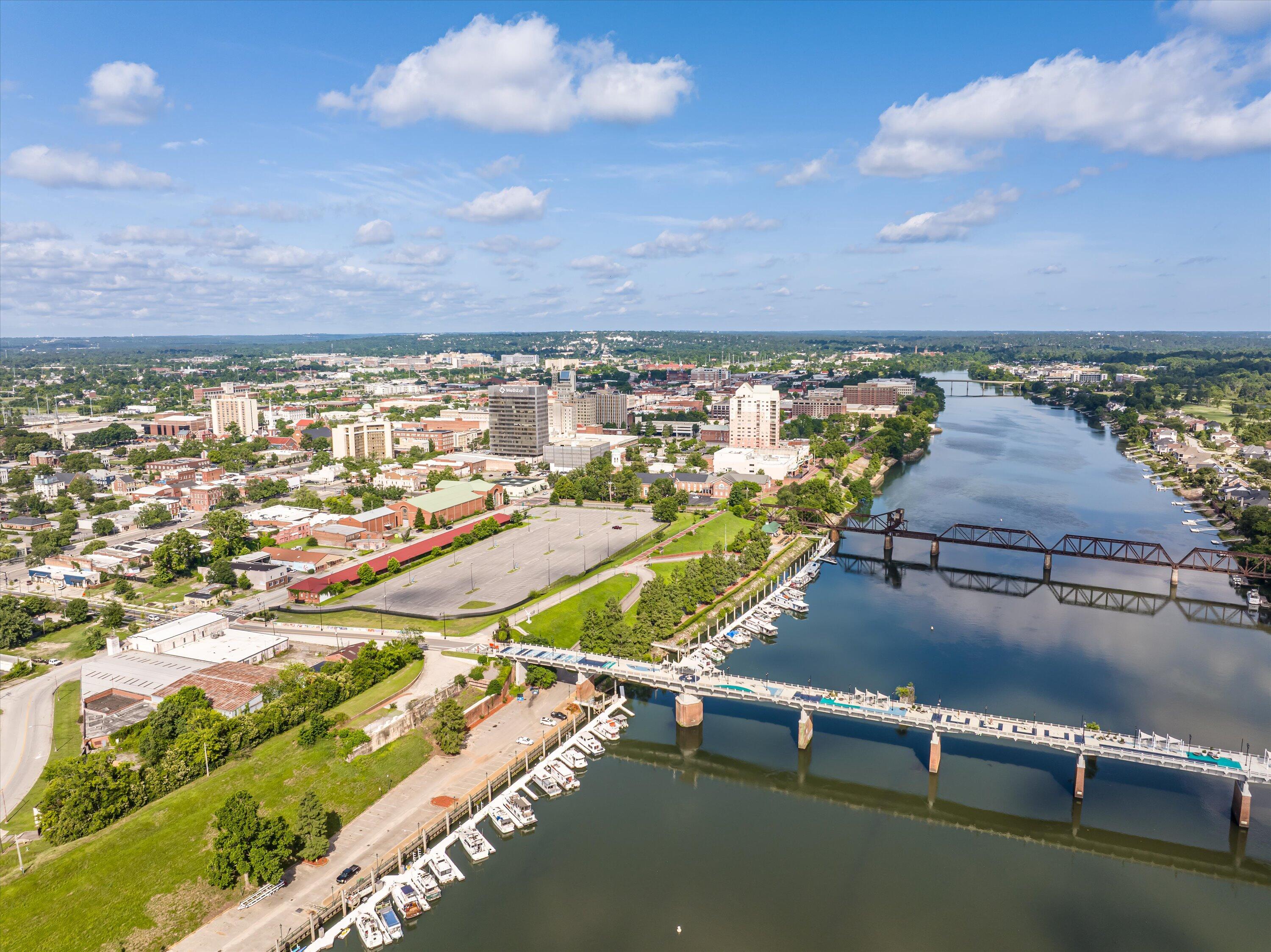 461 Rivernorth Drive