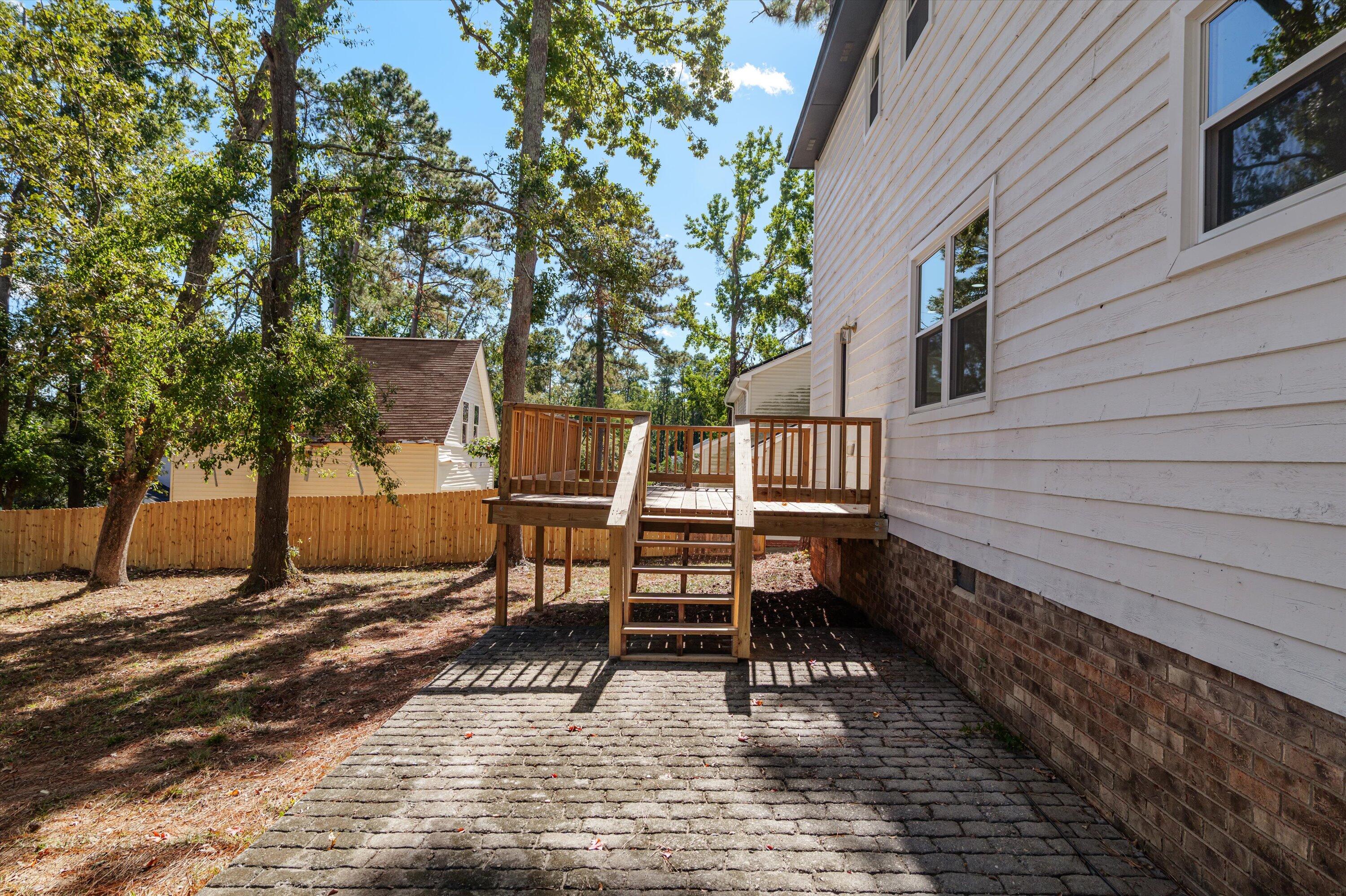 3812 Forest Creek Way