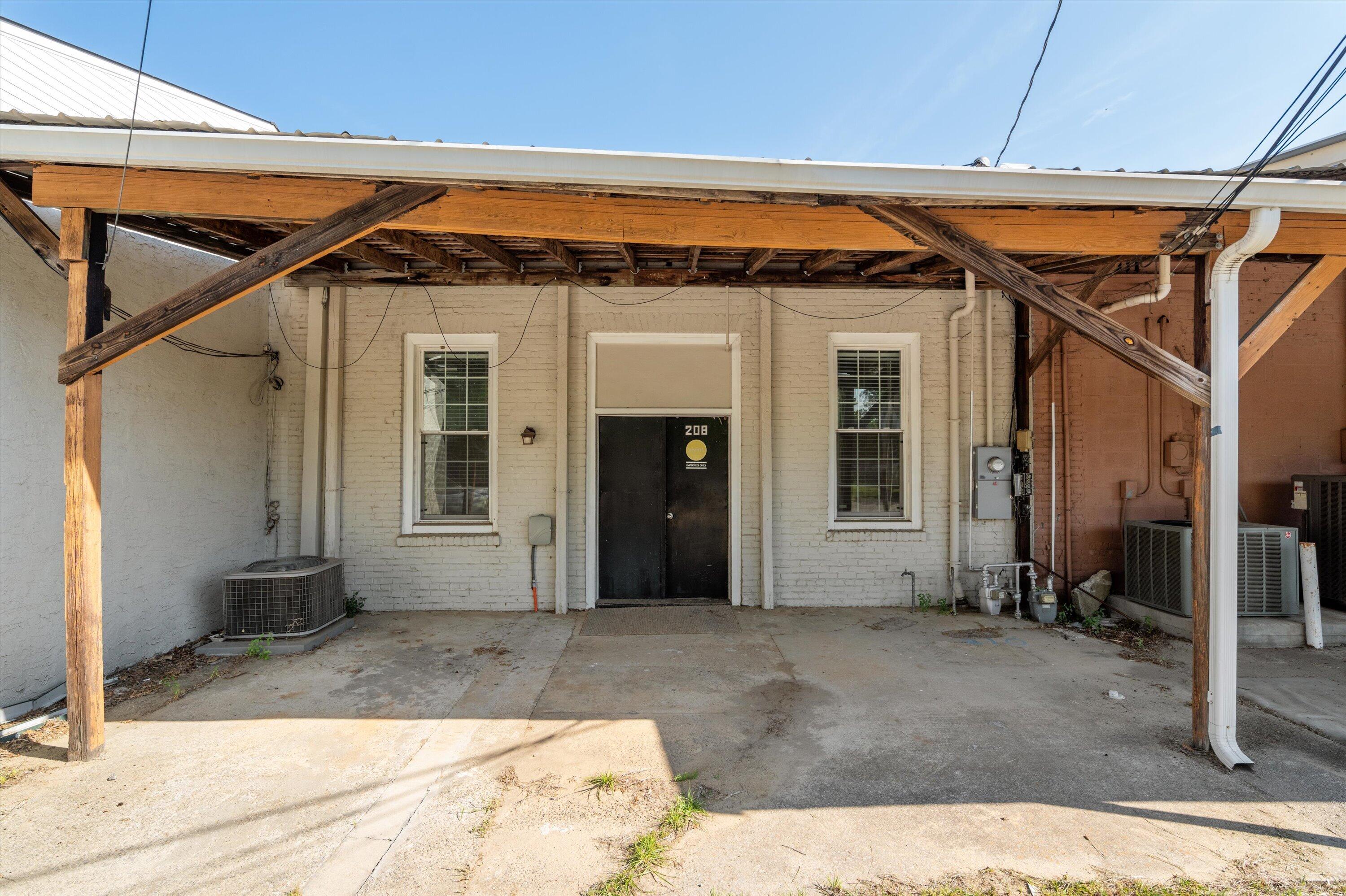 208 Broad Street