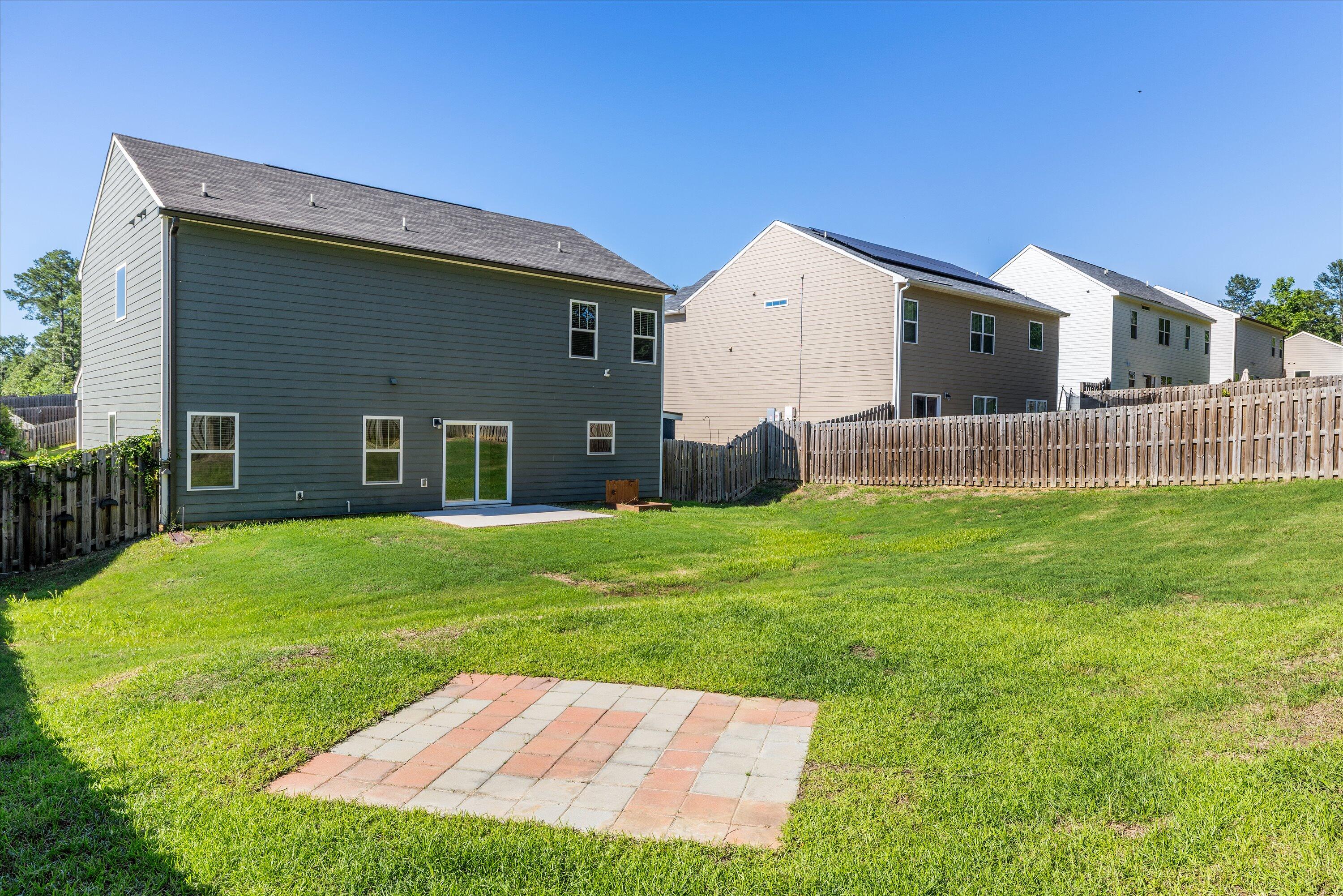123 Pebble Lane