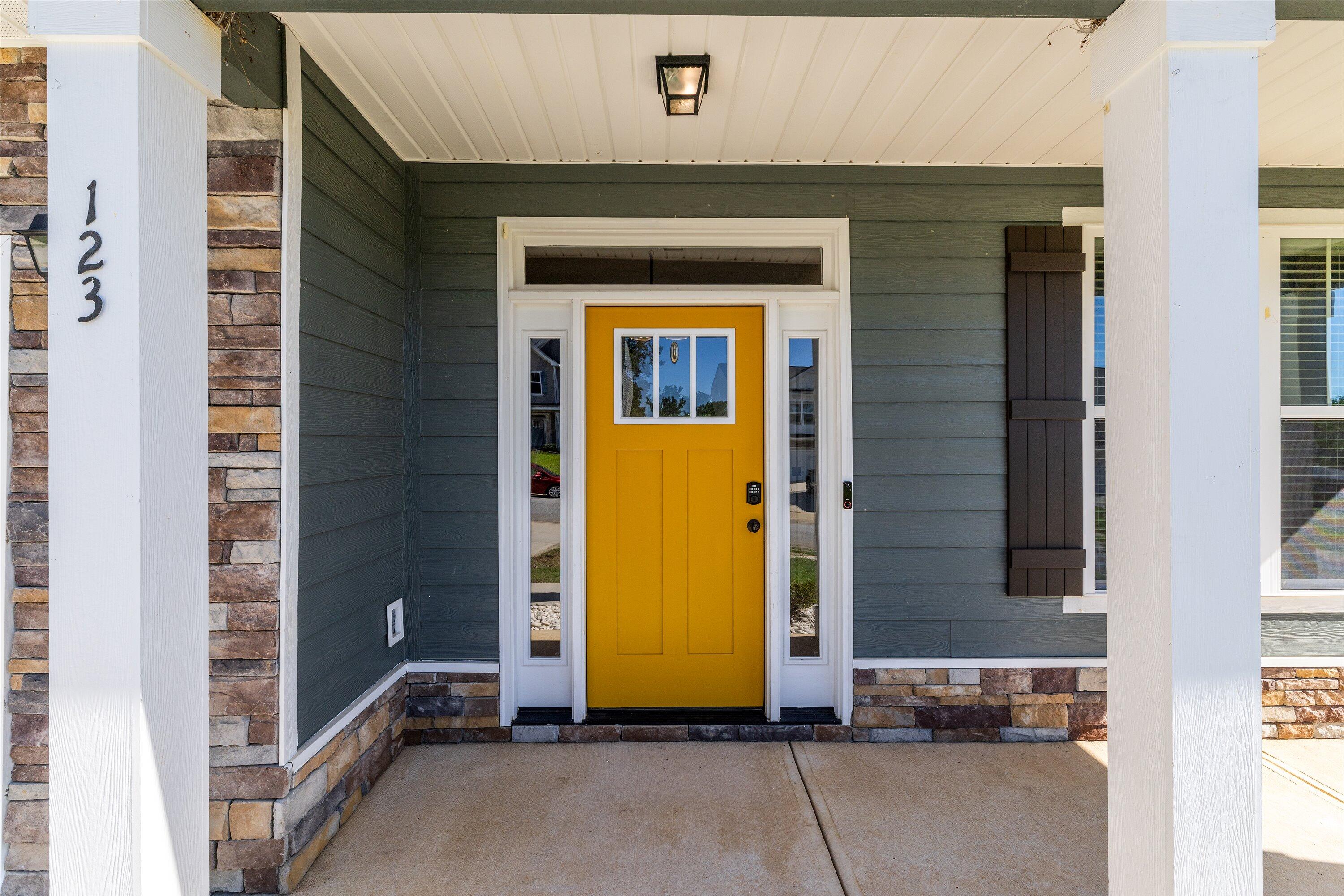 123 Pebble Lane