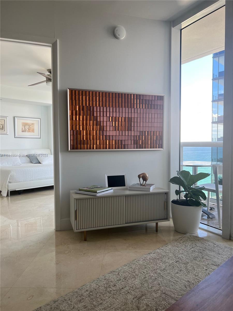17201 Collins Ave # 1803