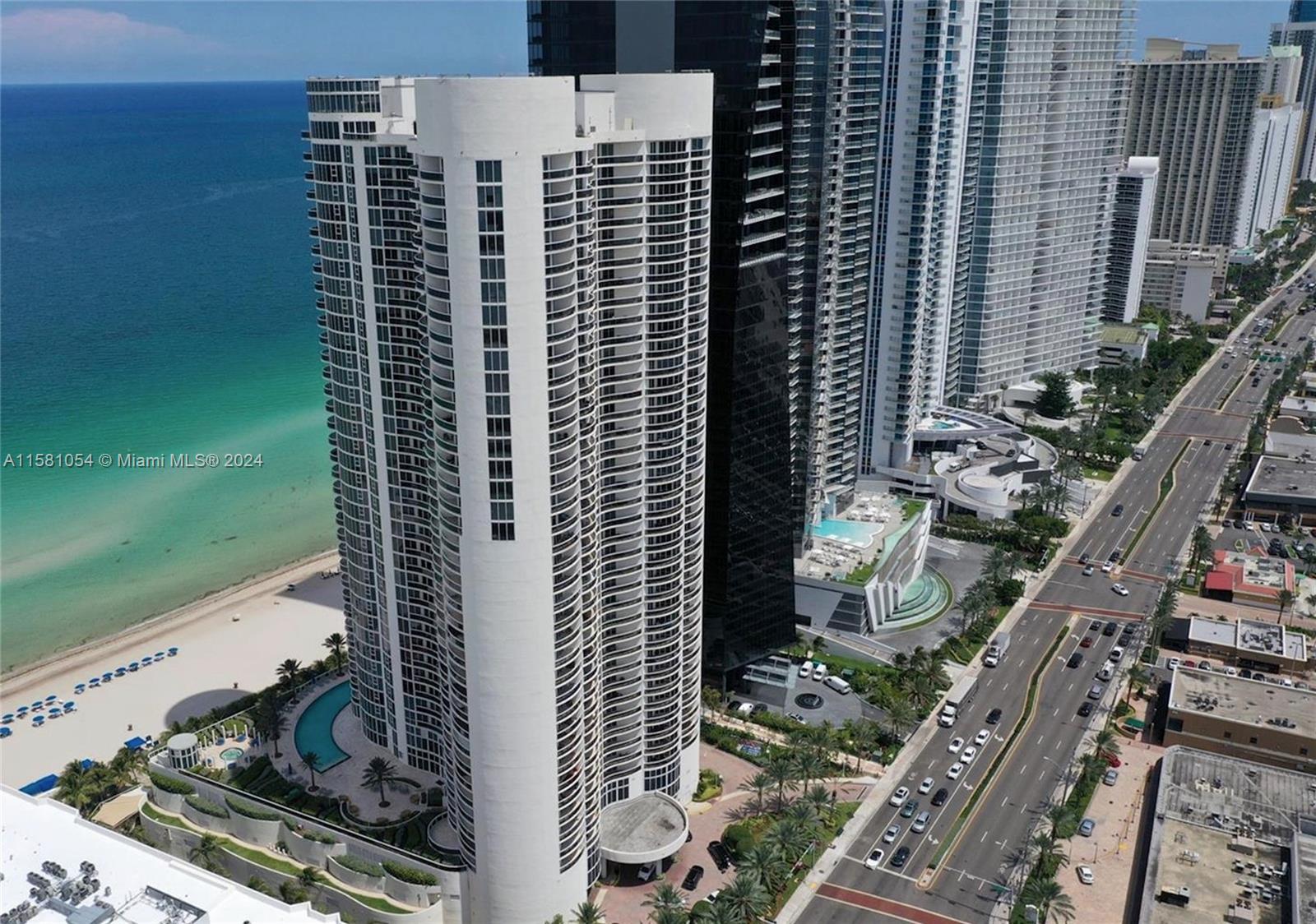 17201 Collins Ave # 1803
