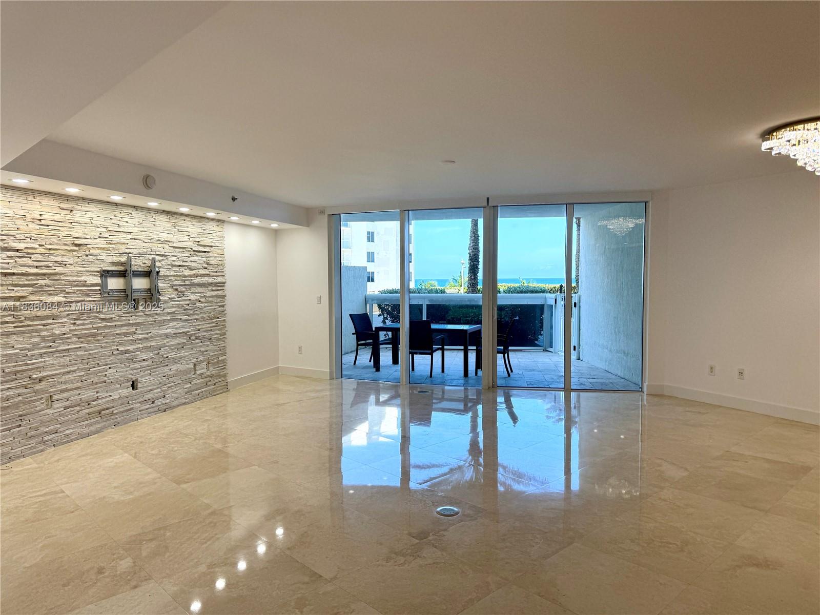 17201 Collins Ave # 507