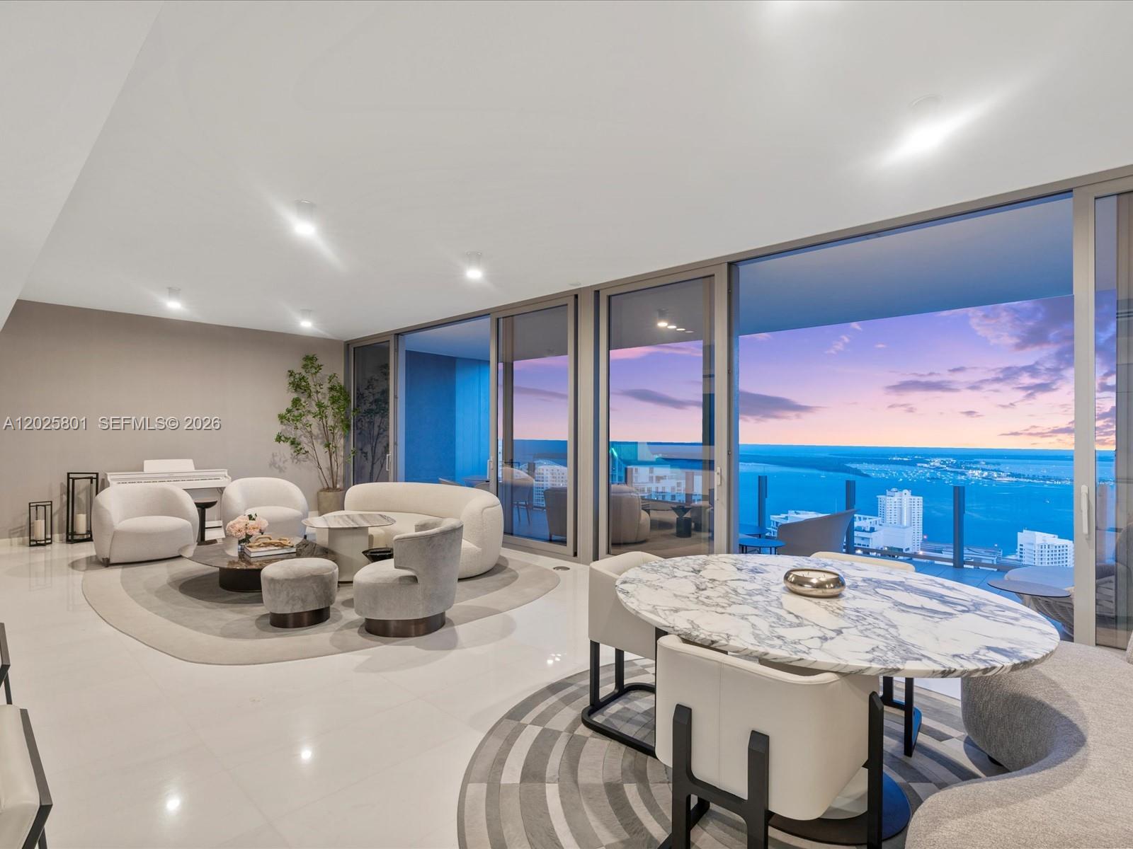 300 Biscayne Boulevard Way # 4502E