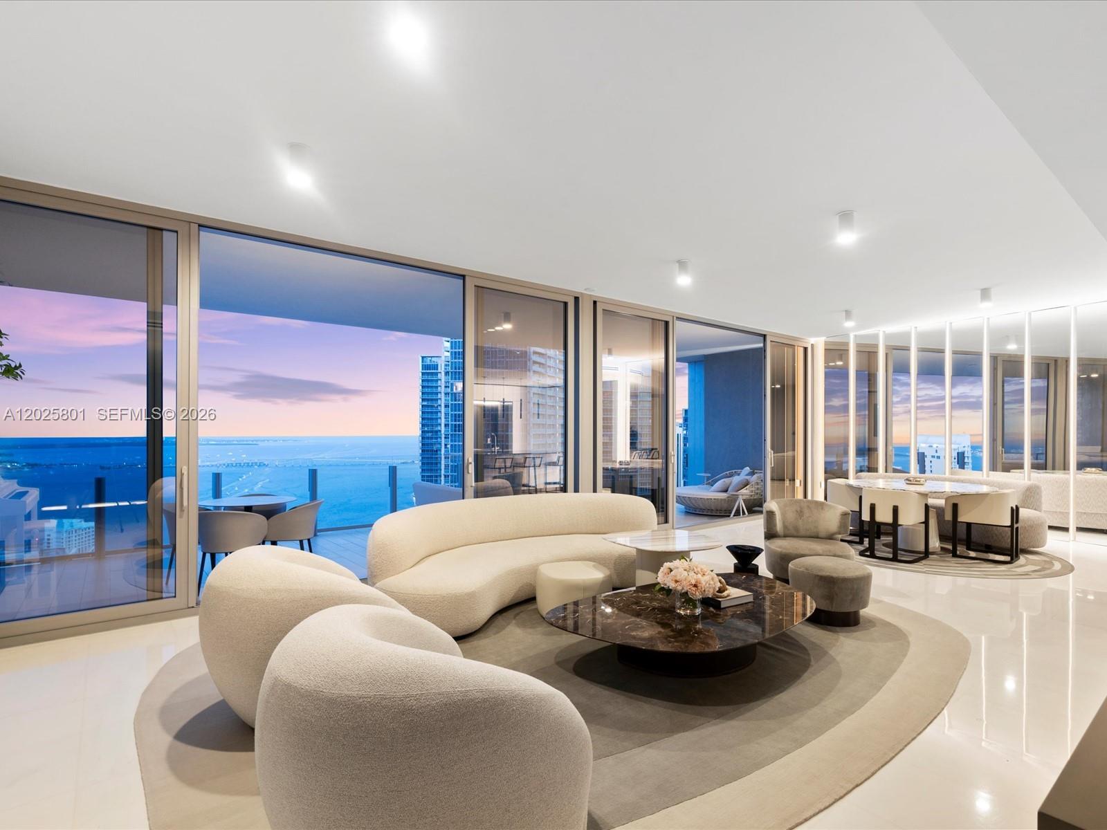300 Biscayne Boulevard Way # 4502E