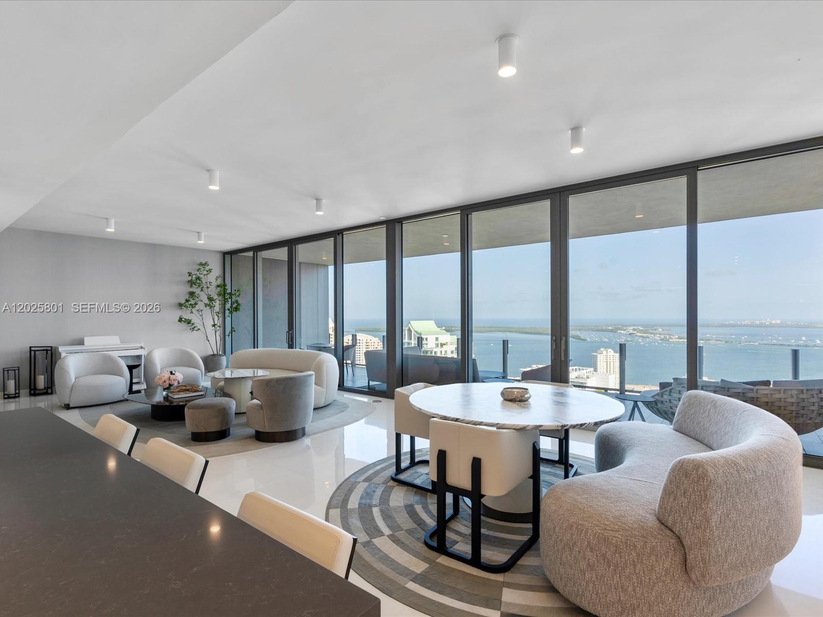 300 Biscayne Boulevard Way # 4502E