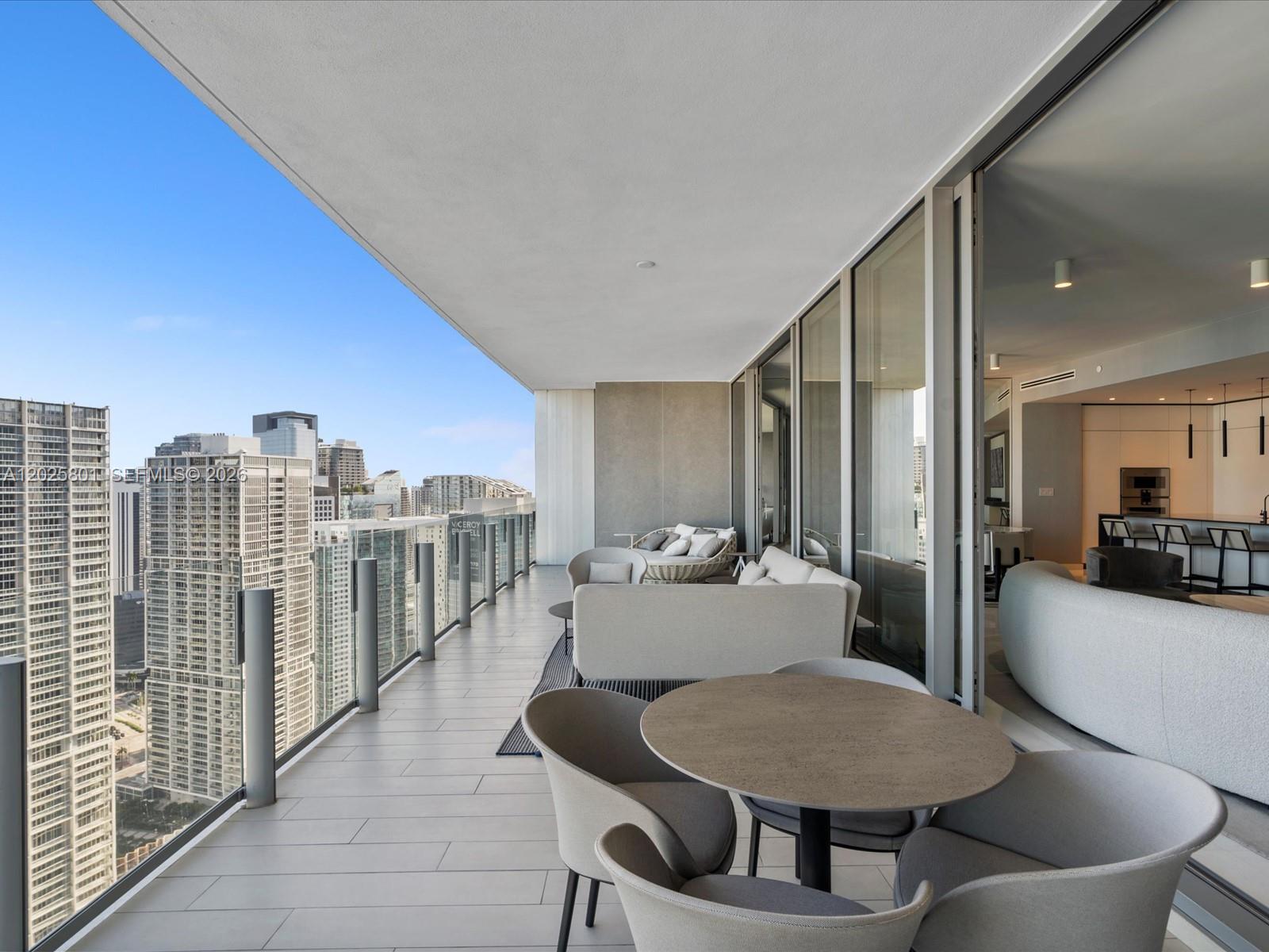 300 Biscayne Boulevard Way # 4502E