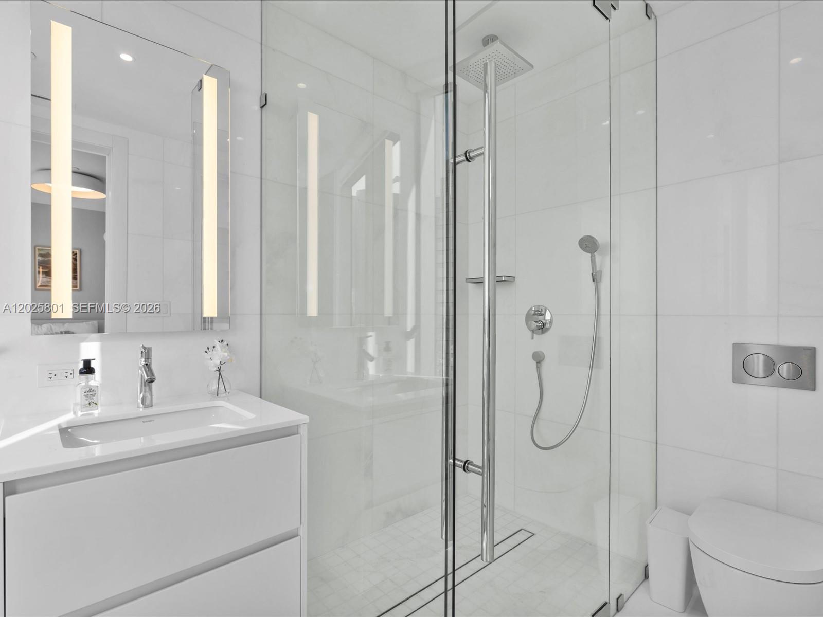 300 Biscayne Boulevard Way # 4502E