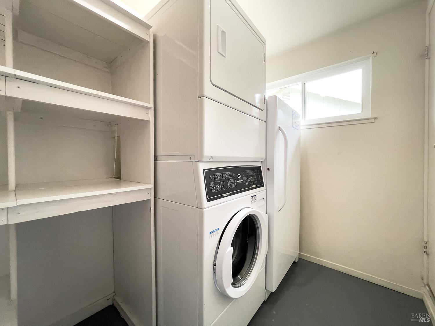 333 Twin Lakes Drive