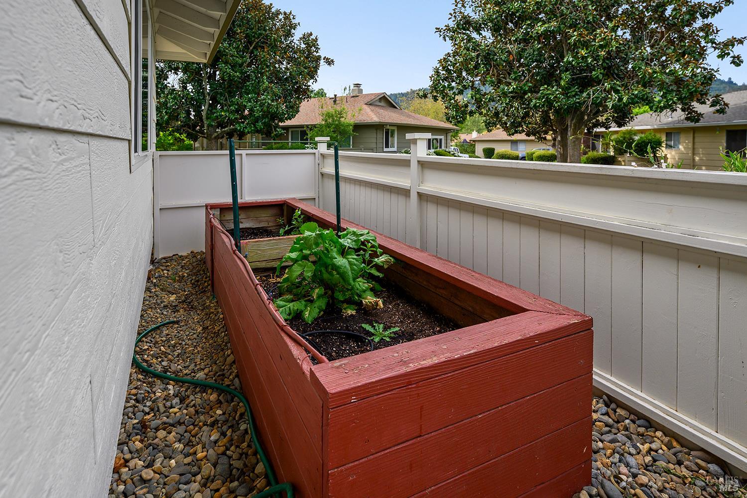 333 Twin Lakes Drive