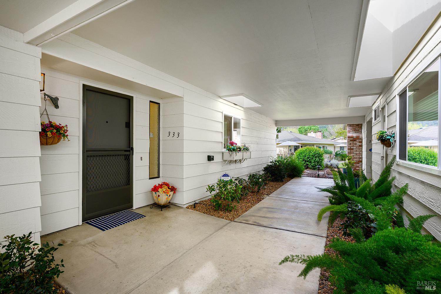 333 Twin Lakes Drive