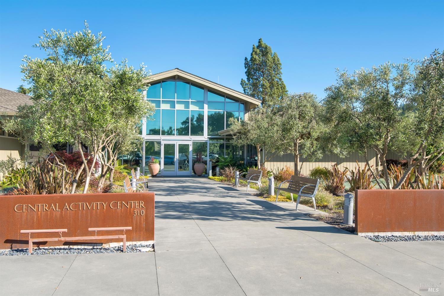 333 Twin Lakes Drive