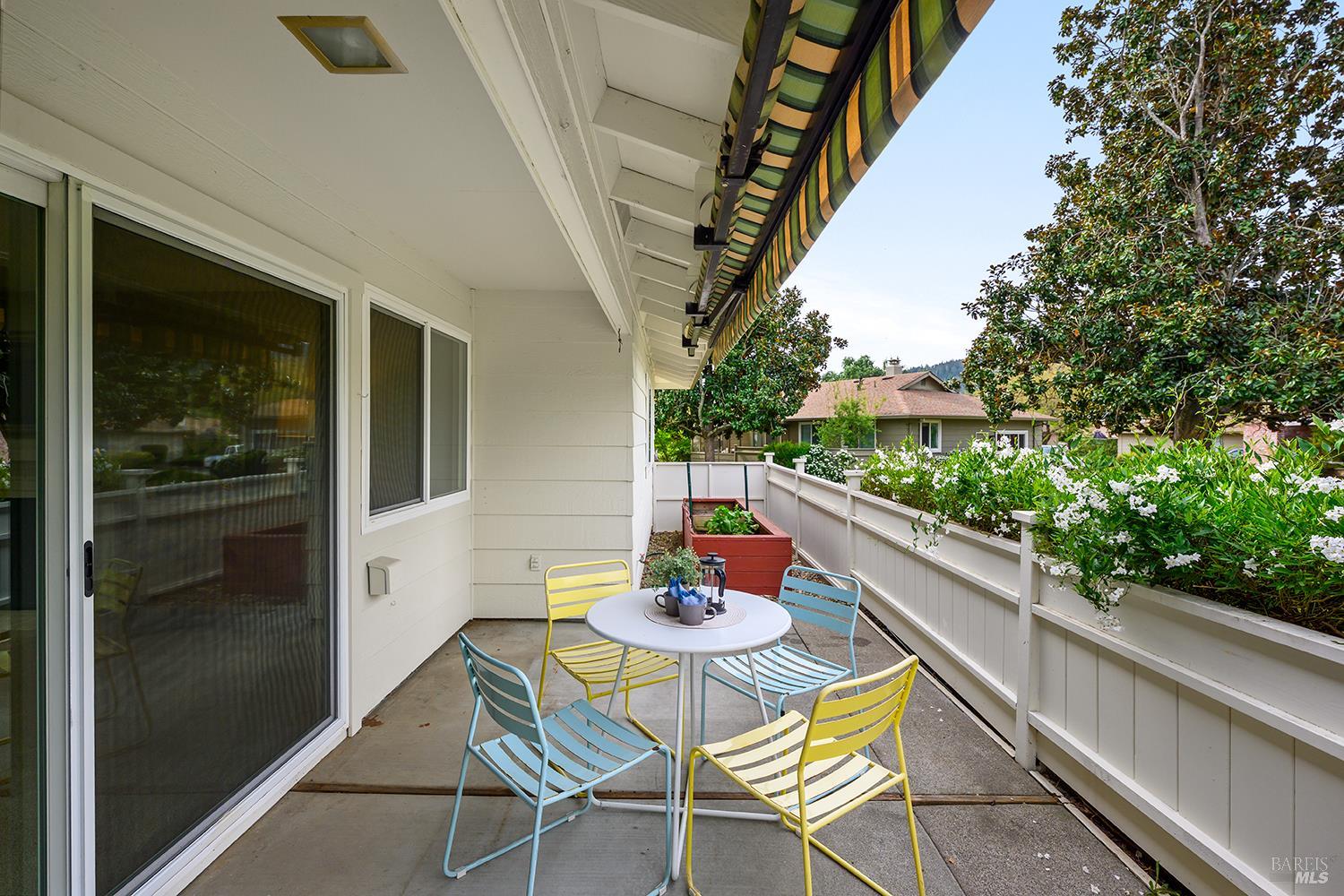 333 Twin Lakes Drive