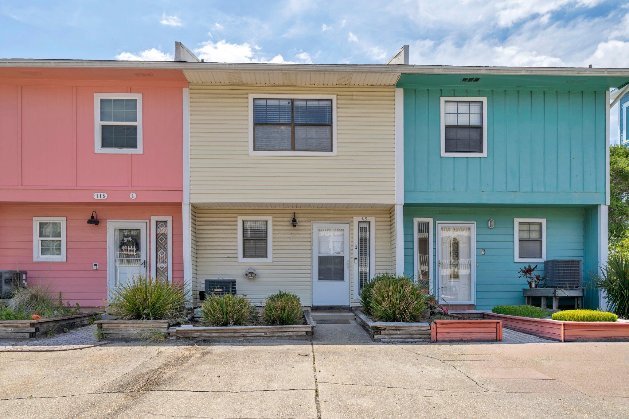 115 Gulf Winds Court, 2