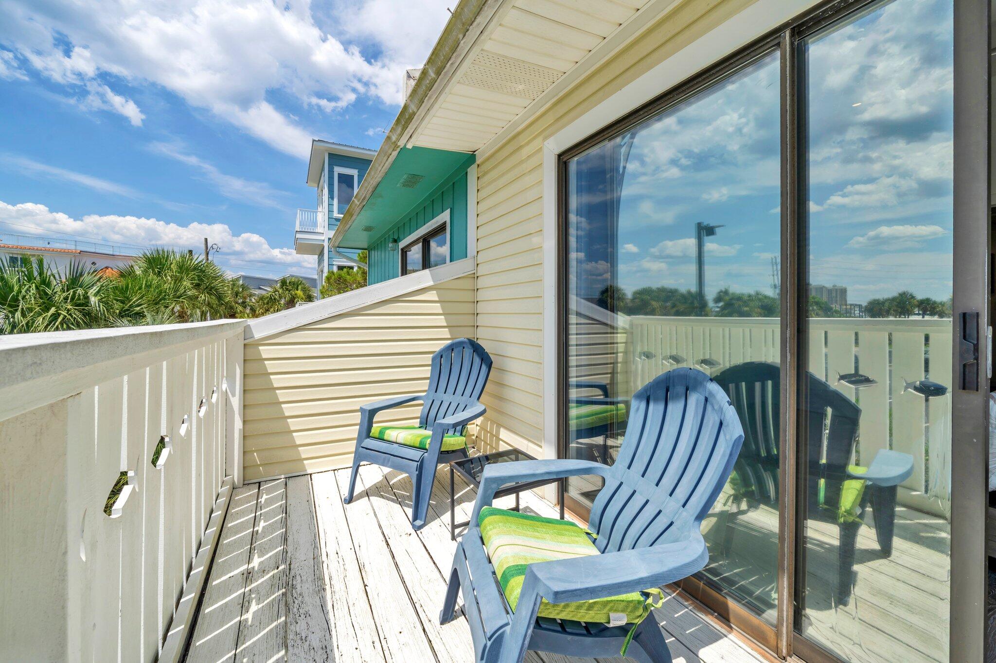 115 Gulf Winds Court, 2