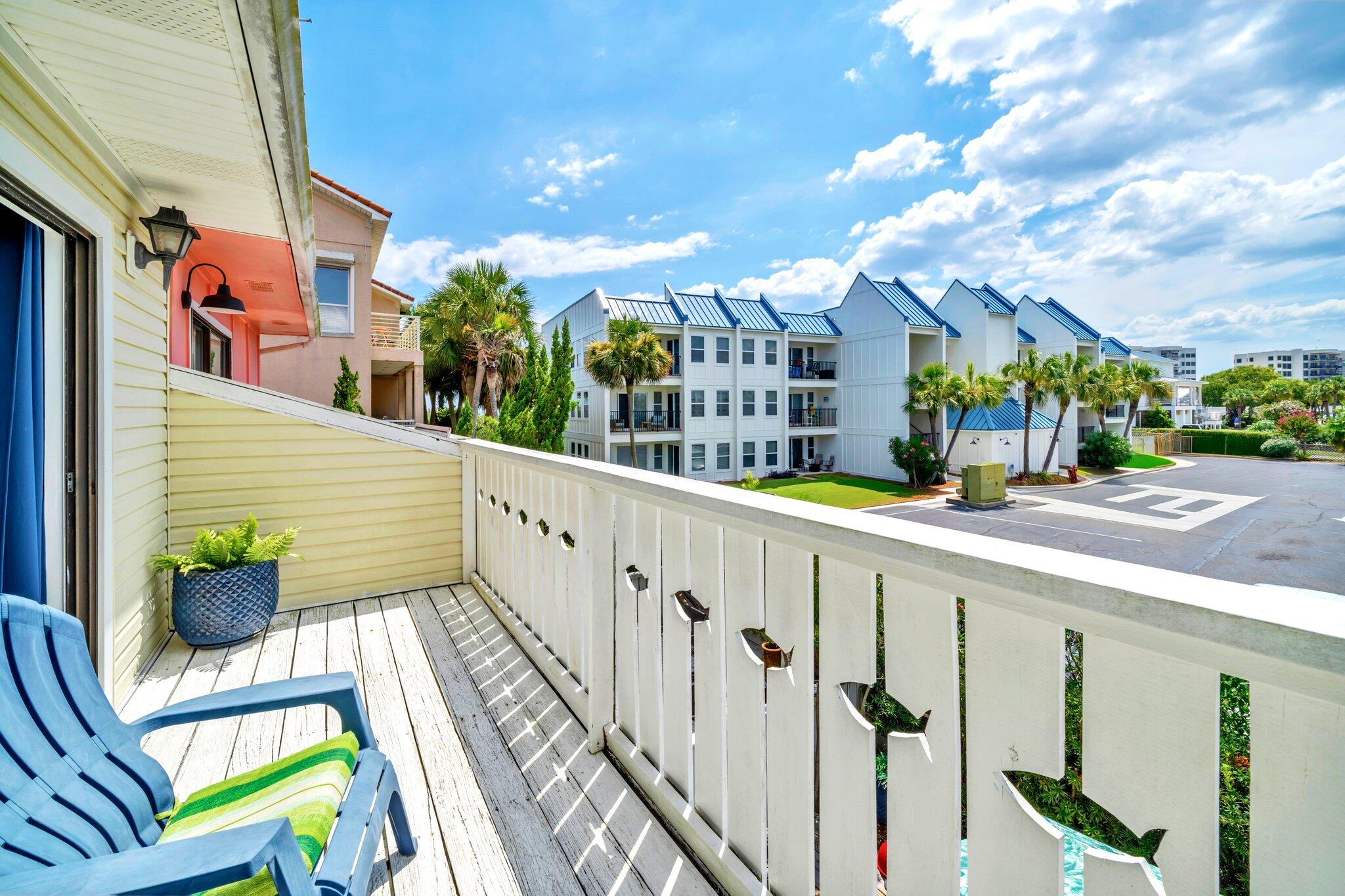 115 Gulf Winds Court, 2