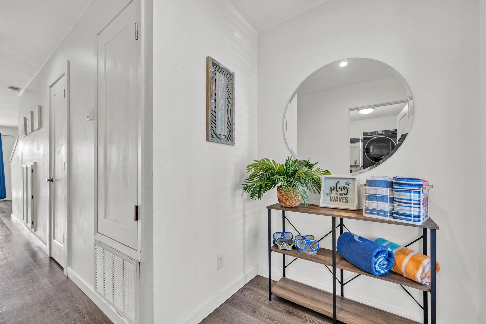 115 Gulf Winds Court, 2