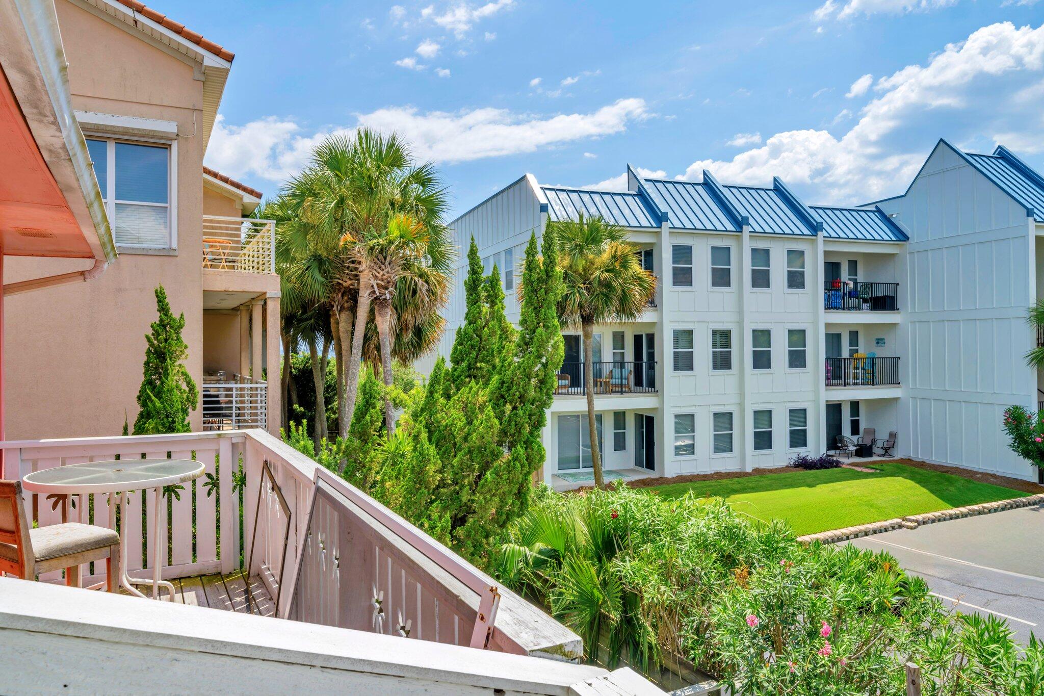 115 Gulf Winds Court, 2