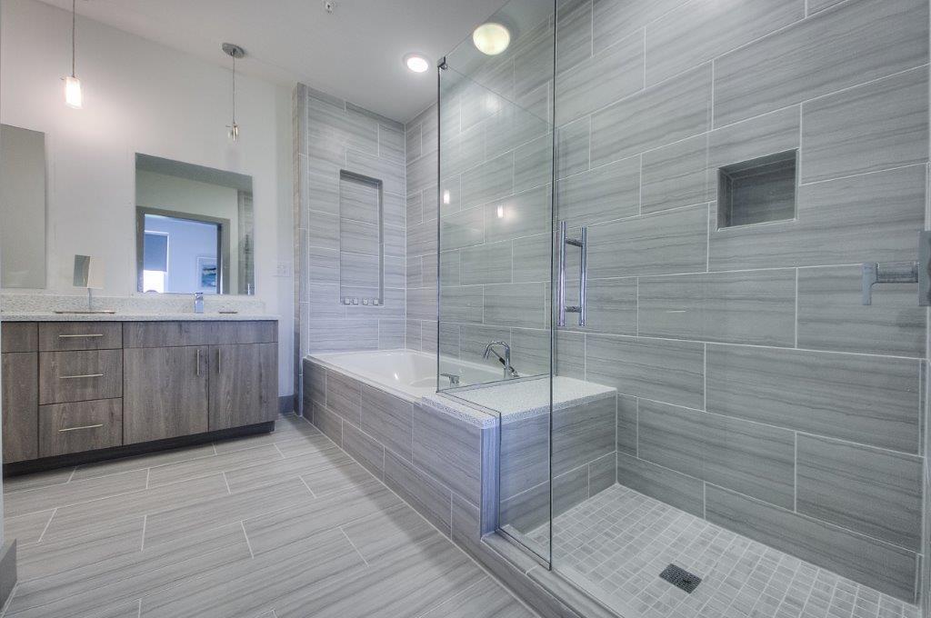 10941 E County Hwy 30A Multiple