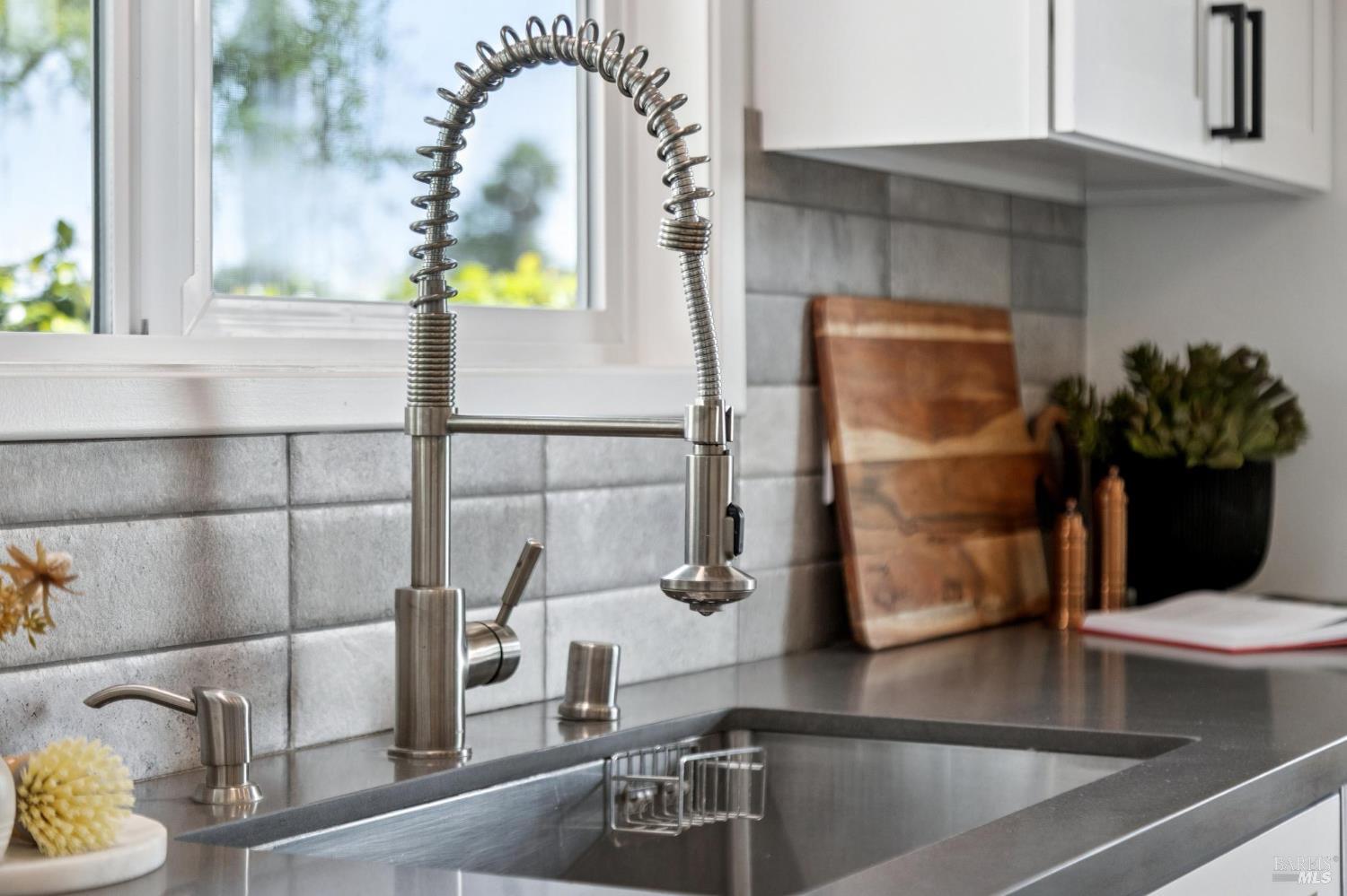 24 Porto Bello Drive