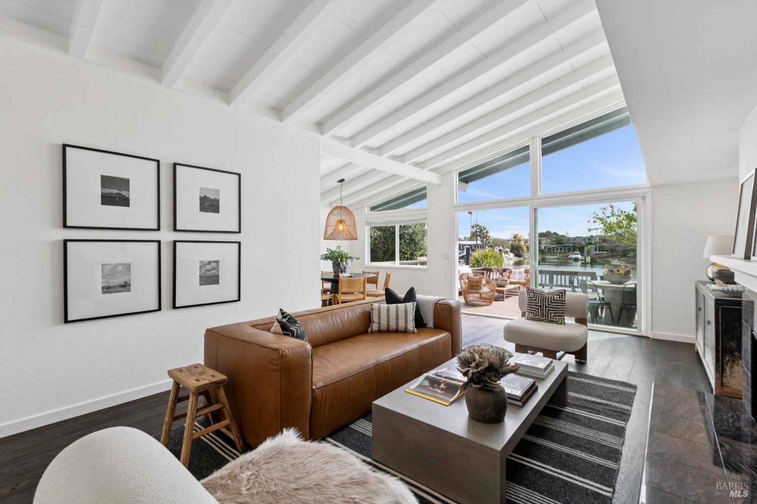 24 Porto Bello Drive