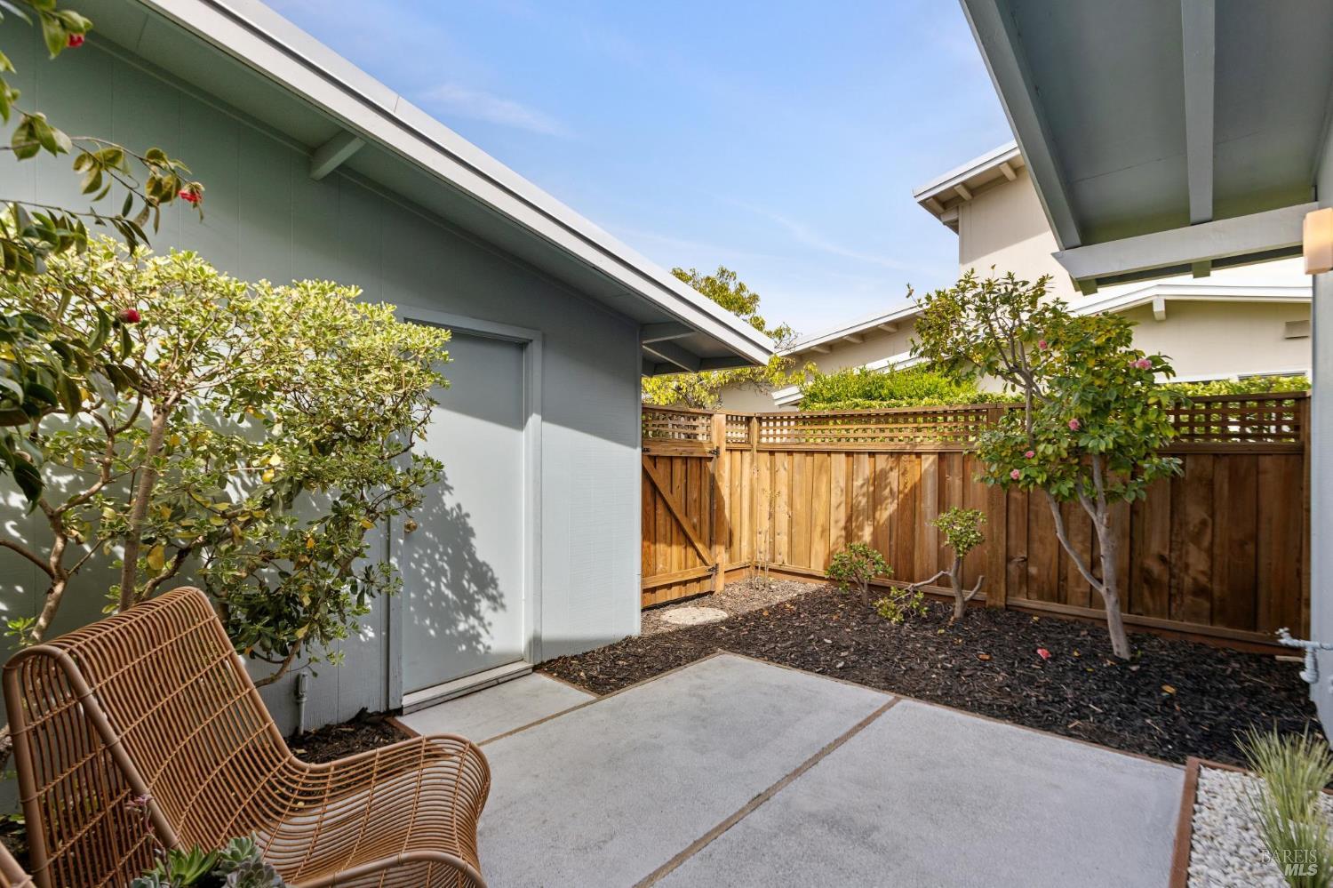 24 Porto Bello Drive