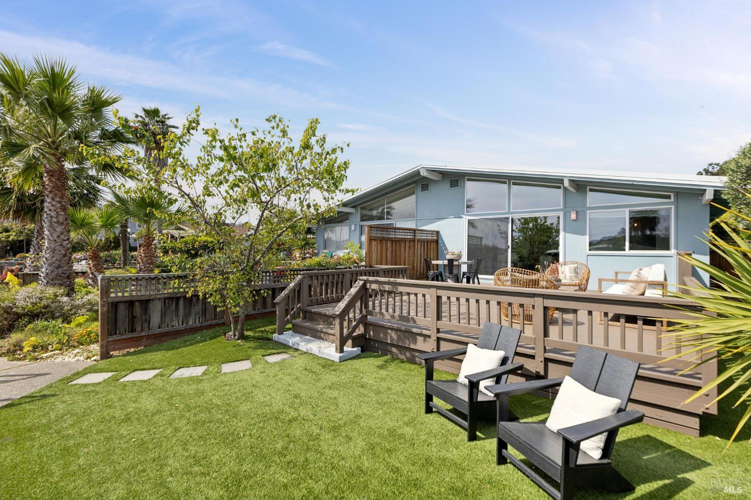 24 Porto Bello Drive