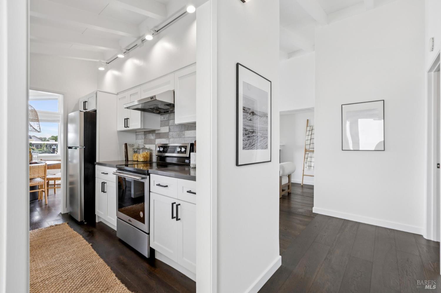 24 Porto Bello Drive