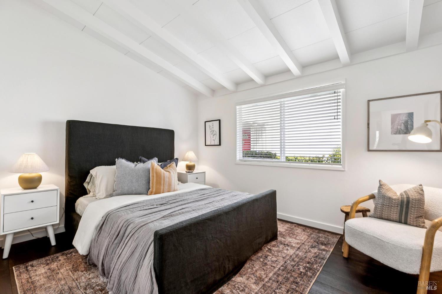 24 Porto Bello Drive