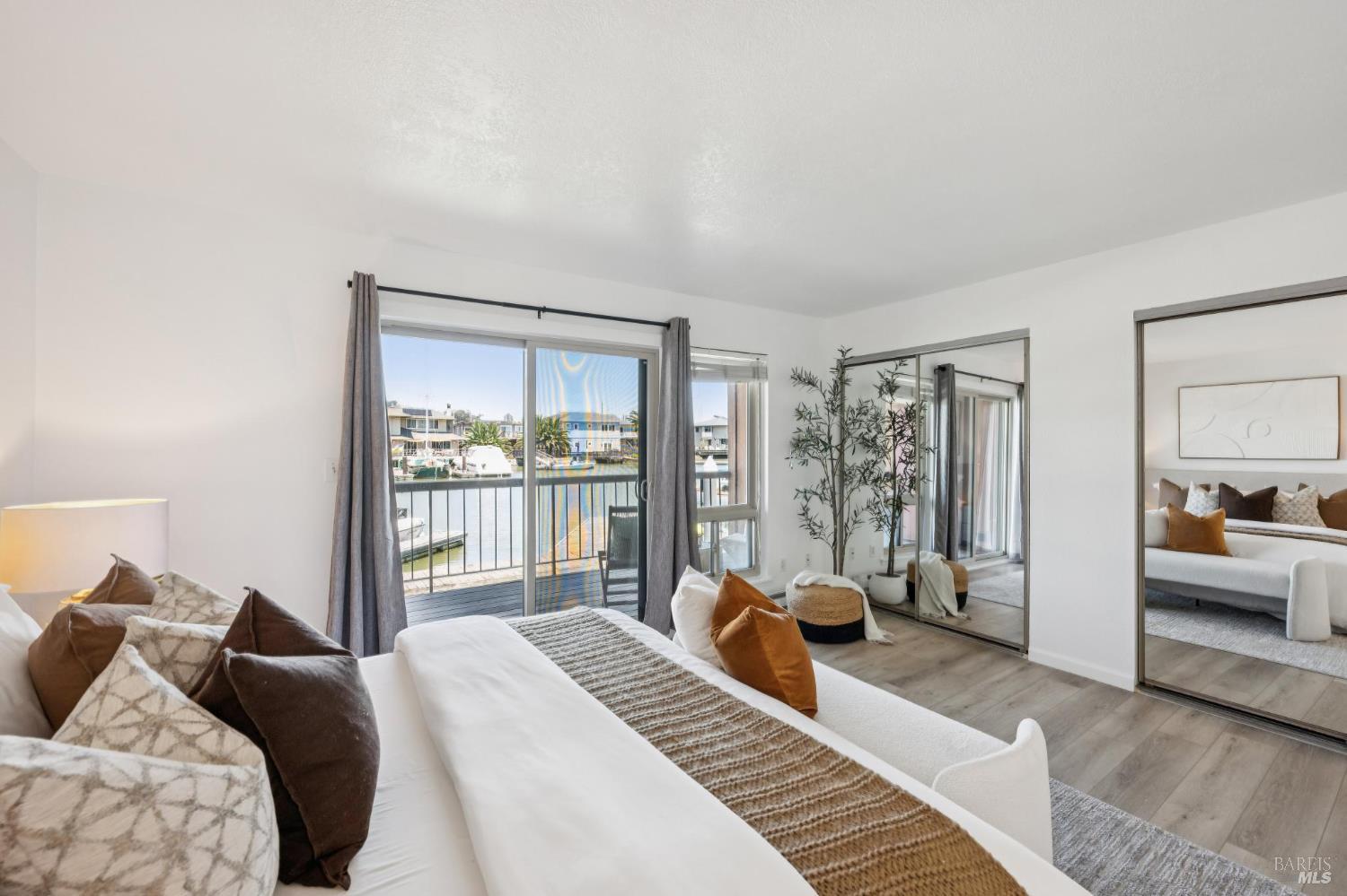 490 Canal Street Unit: #9