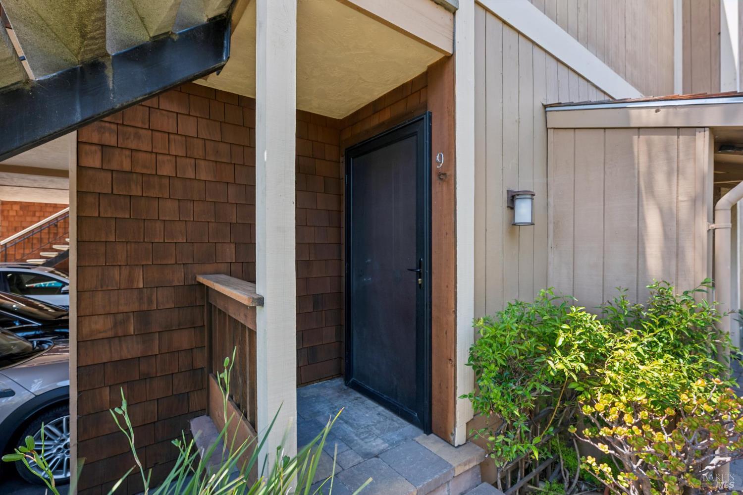 490 Canal Street Unit: #9