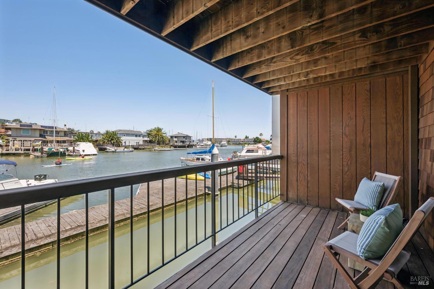 490 Canal Street Unit: #9
