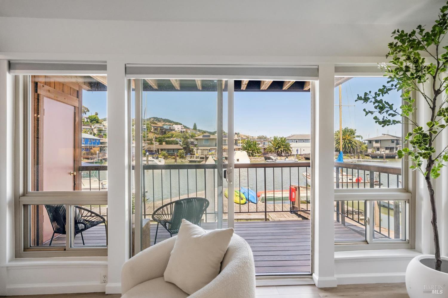 490 Canal Street Unit: #9