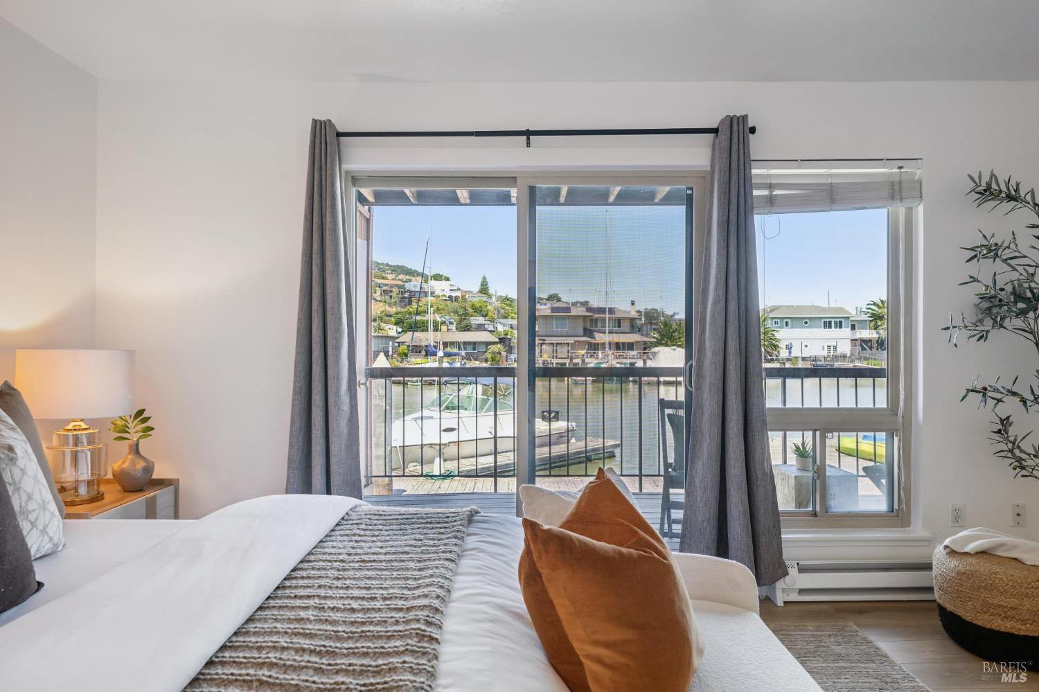 490 Canal Street Unit: #9
