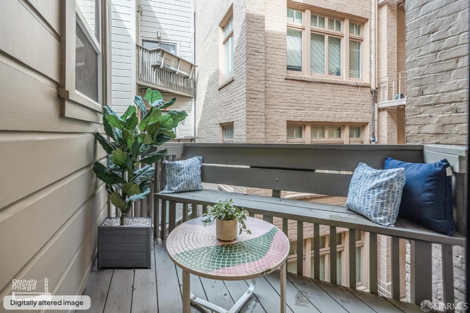 725 Pine Street Unit: #208