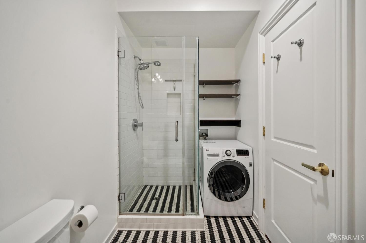 725 Pine Street Unit: #208