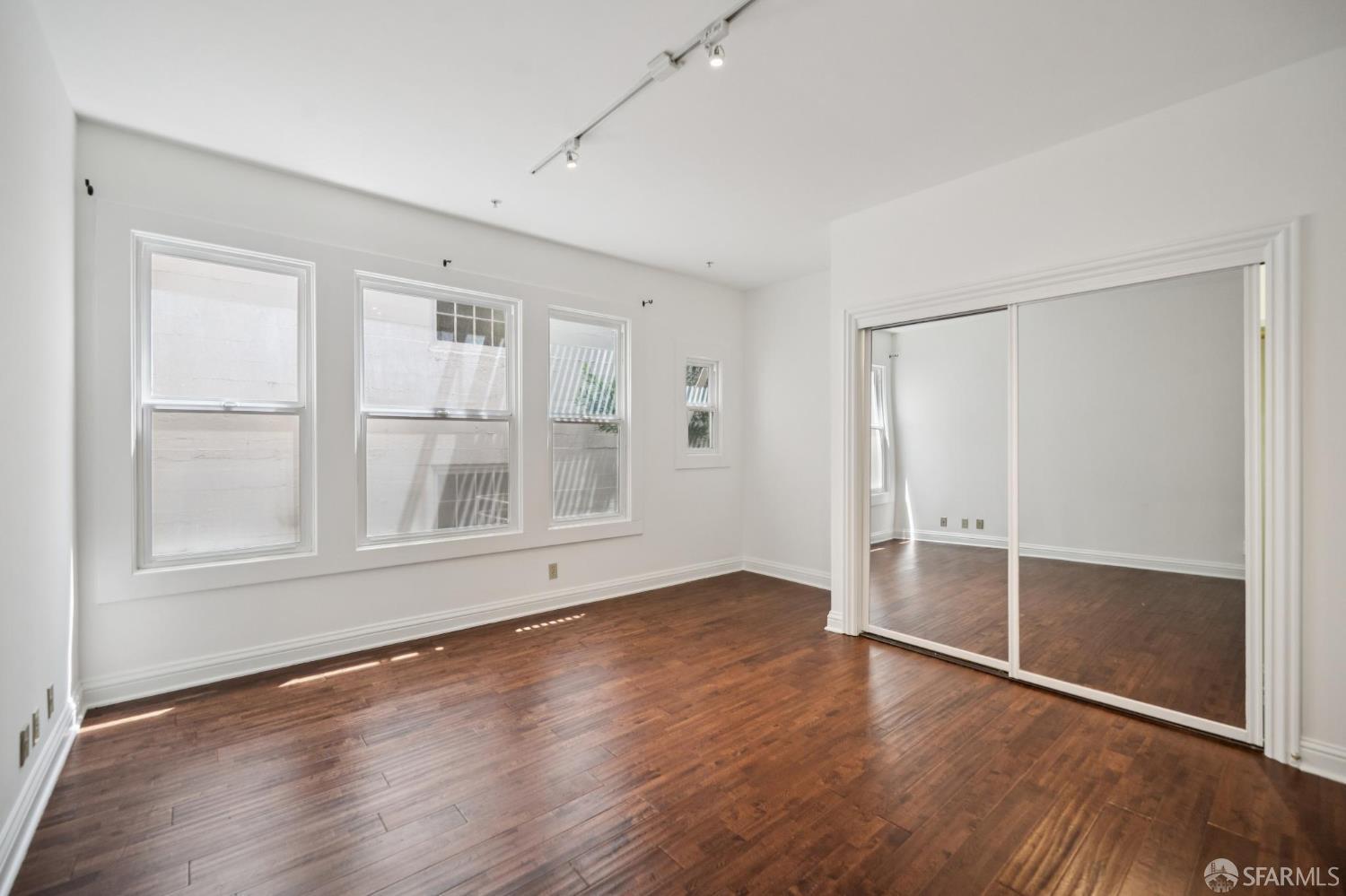 725 Pine Street Unit: #208