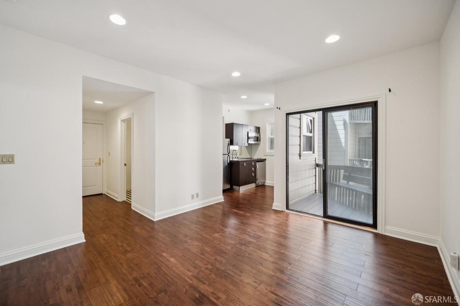 725 Pine Street Unit: #208