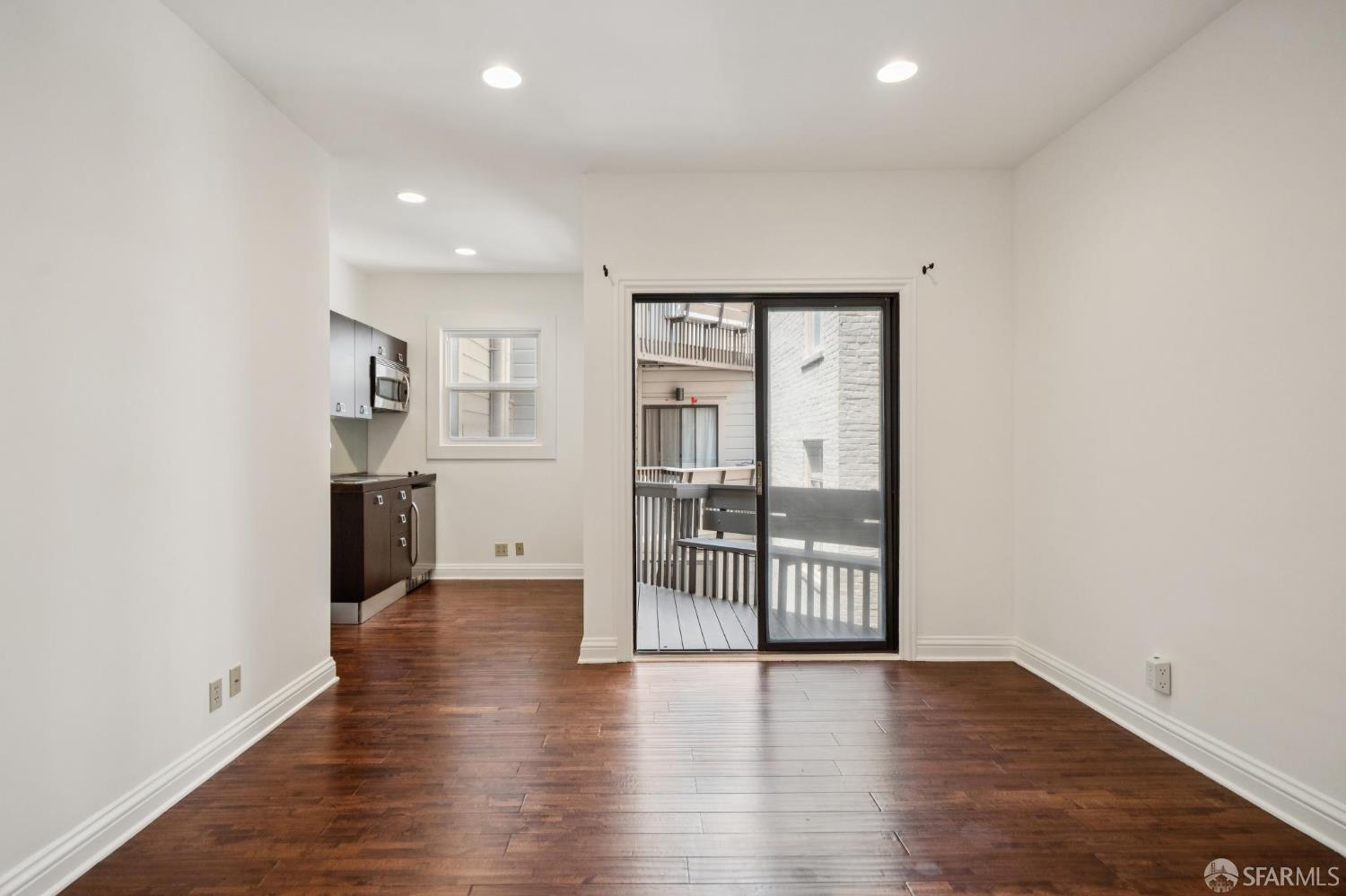 725 Pine Street Unit: #208