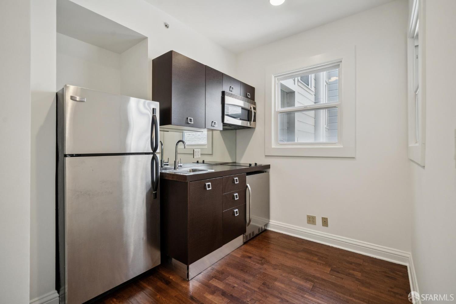 725 Pine Street Unit: #208