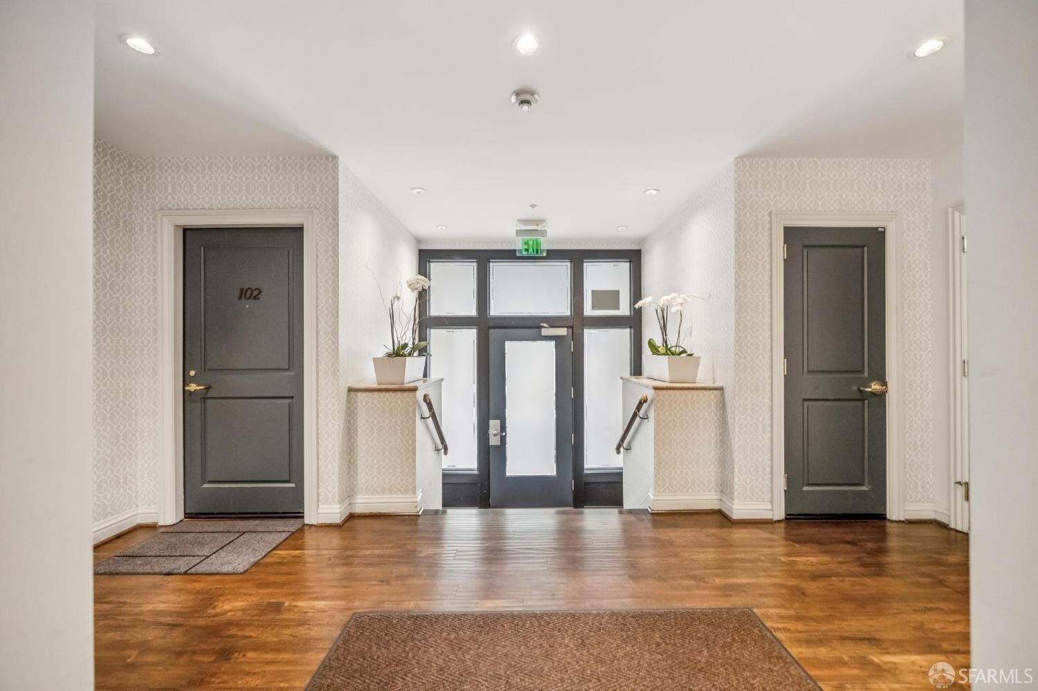 725 Pine Street Unit: #208
