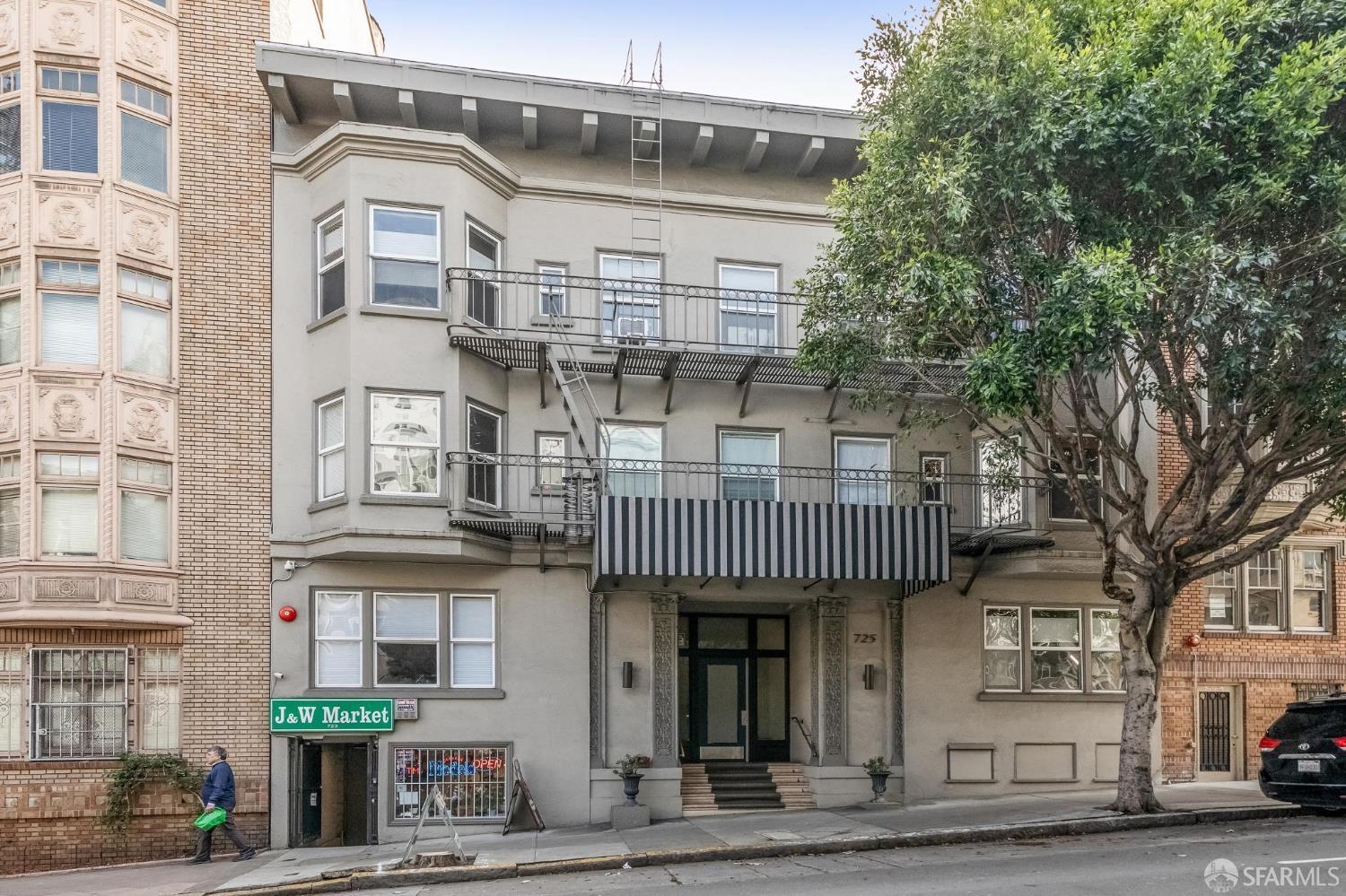 725 Pine Street Unit: #208
