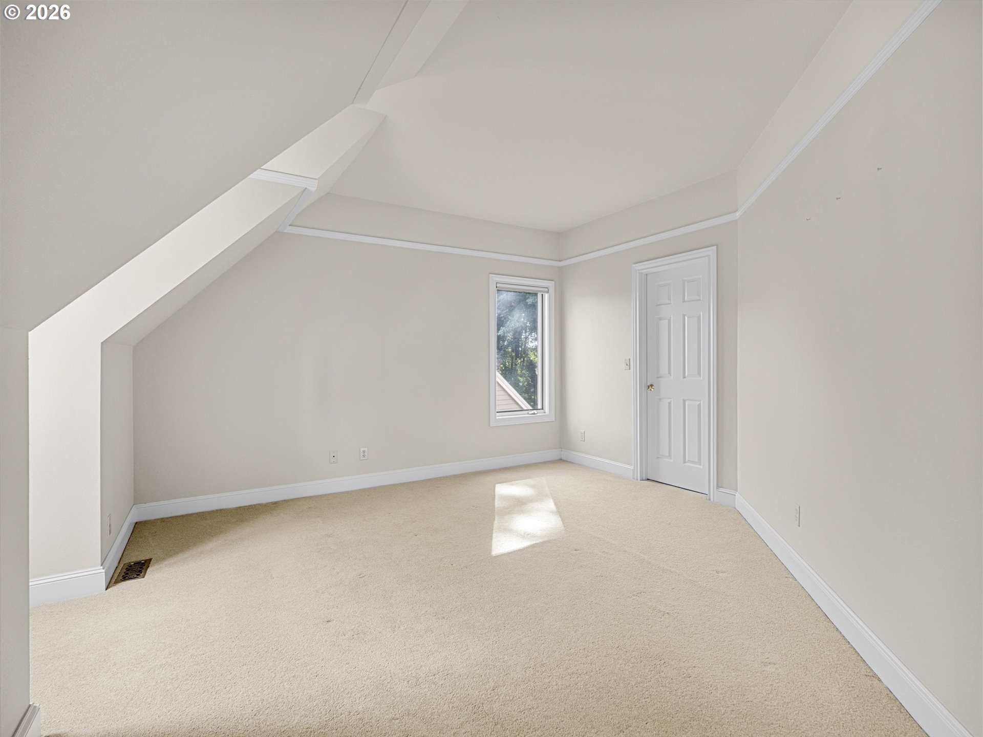 16419 LEXINGTON CT