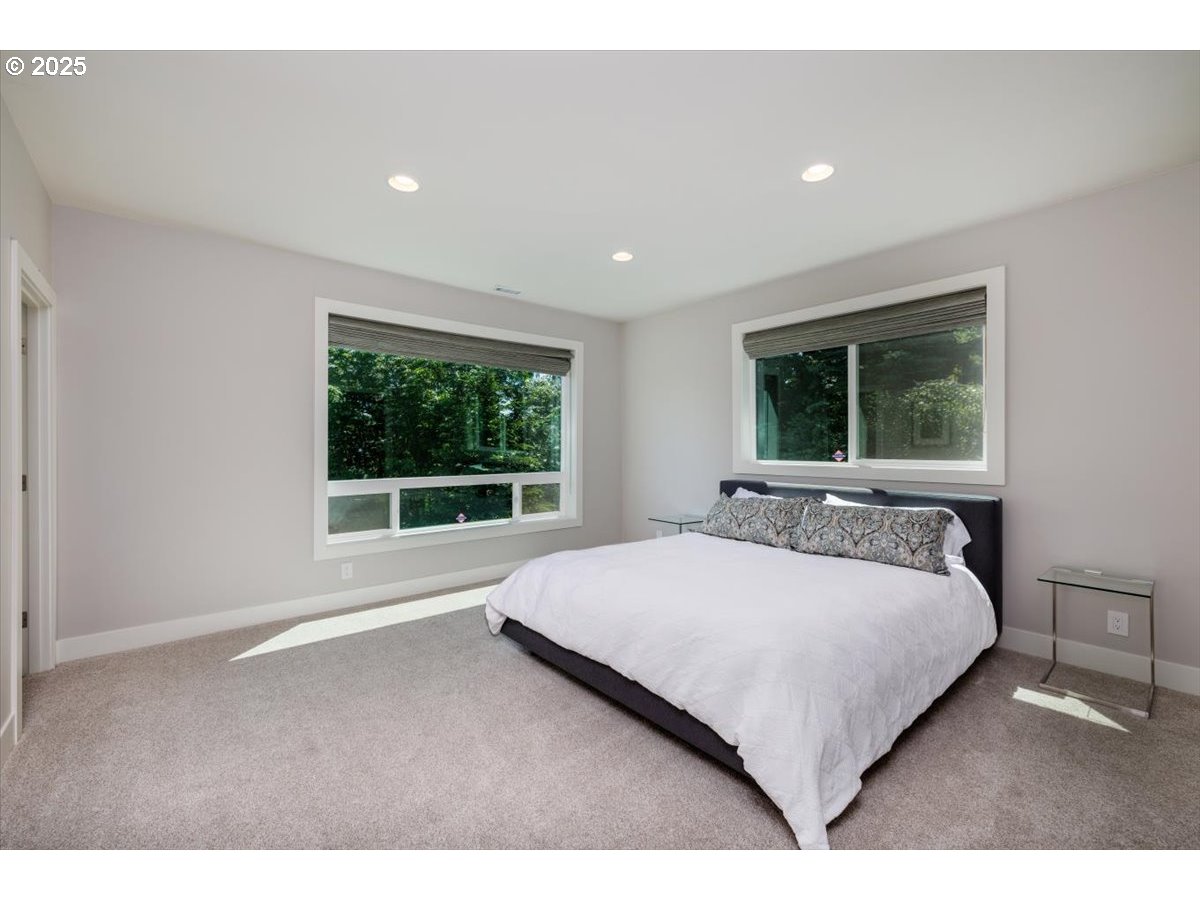 3450 SW SHERWOOD PL