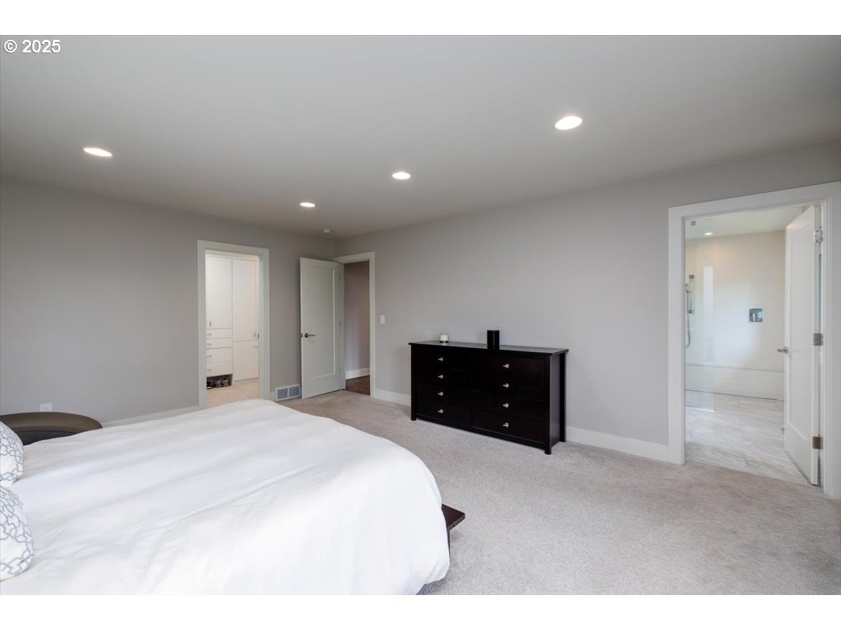 3450 SW SHERWOOD PL