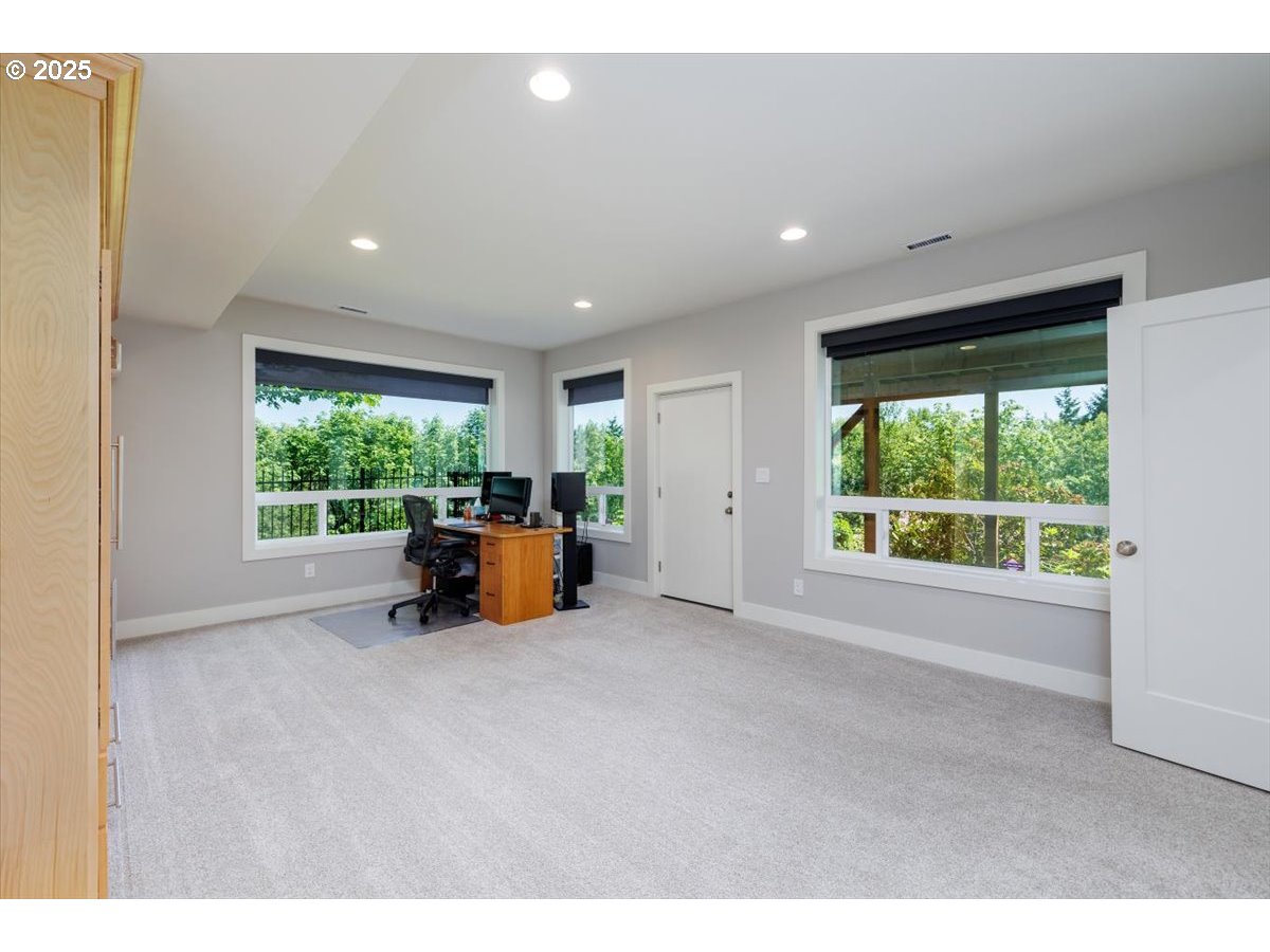 3450 SW SHERWOOD PL