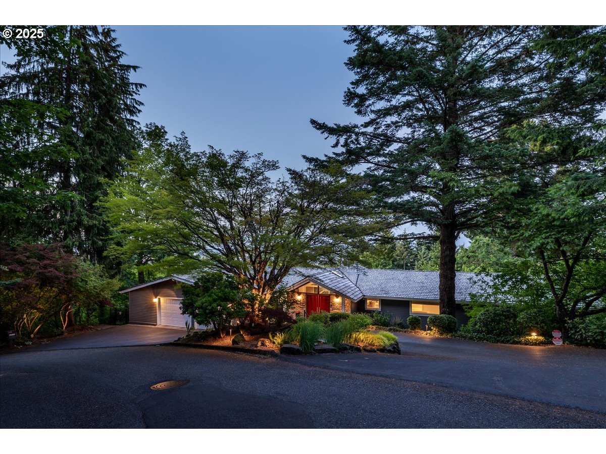 3450 SW SHERWOOD PL